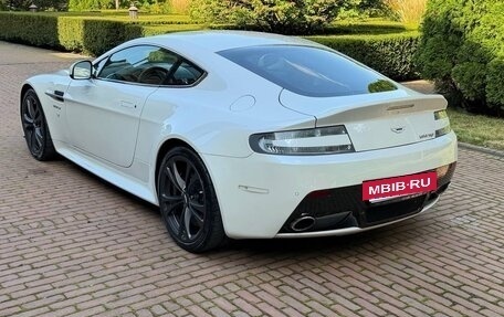 Aston Martin V12 Vantage, 2011 год, 12 000 000 рублей, 4 фотография