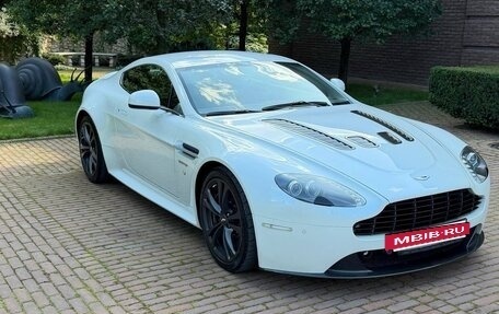 Aston Martin V12 Vantage, 2011 год, 12 000 000 рублей, 2 фотография