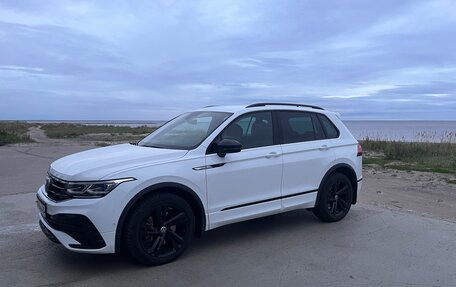Volkswagen Tiguan II, 2021 год, 4 150 000 рублей, 4 фотография