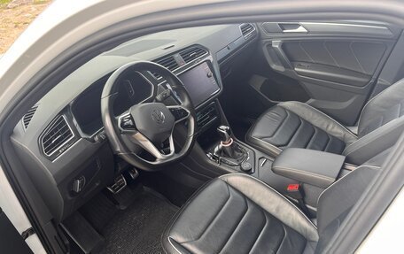 Volkswagen Tiguan II, 2021 год, 4 150 000 рублей, 14 фотография