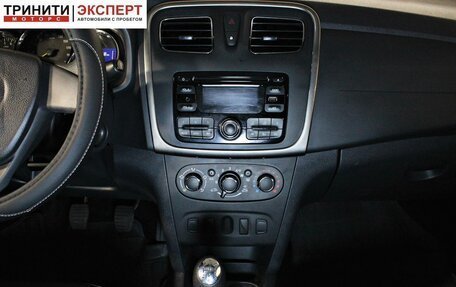 Renault Logan II, 2016 год, 797 000 рублей, 15 фотография