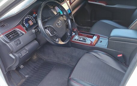 Toyota Camry, 2013 год, 1 500 000 рублей, 6 фотография