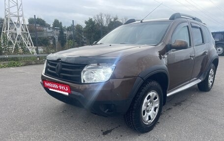 Renault Duster I рестайлинг, 2012 год, 900 000 рублей, 2 фотография