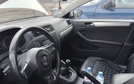 Volkswagen Jetta VI, 2013 год, 530 000 рублей, 6 фотография