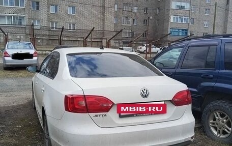 Volkswagen Jetta VI, 2013 год, 530 000 рублей, 4 фотография