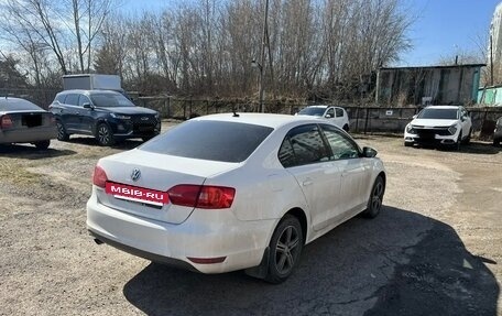 Volkswagen Jetta VI, 2013 год, 530 000 рублей, 3 фотография