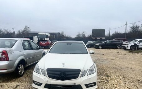 Mercedes-Benz E-Класс, 2011 год, 1 101 000 рублей, 2 фотография