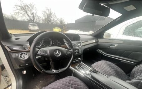 Mercedes-Benz E-Класс, 2011 год, 1 101 000 рублей, 7 фотография