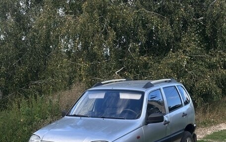 Chevrolet Niva I рестайлинг, 2004 год, 260 000 рублей, 1 фотография