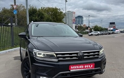 Volkswagen Tiguan II, 2017 год, 2 700 000 рублей, 1 фотография