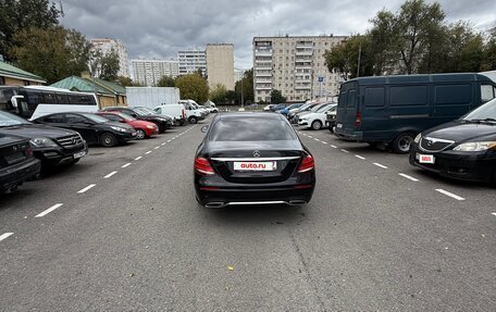Mercedes-Benz E-Класс, 2019 год, 4 100 000 рублей, 3 фотография