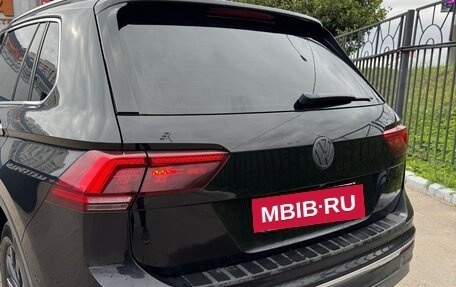 Volkswagen Tiguan II, 2017 год, 2 700 000 рублей, 13 фотография