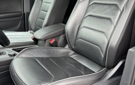 Volkswagen Tiguan II, 2017 год, 2 700 000 рублей, 27 фотография