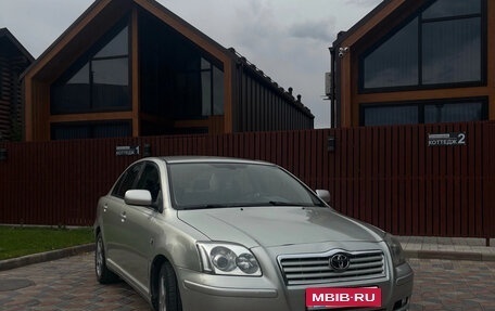 Toyota Avensis III рестайлинг, 2004 год, 5 фотография