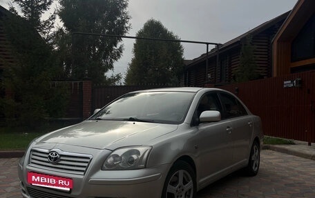 Toyota Avensis III рестайлинг, 2004 год, 3 фотография