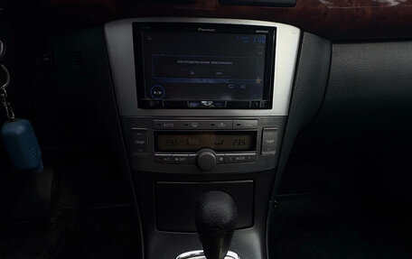 Toyota Avensis III рестайлинг, 2004 год, 12 фотография