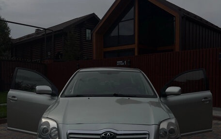 Toyota Avensis III рестайлинг, 2004 год, 16 фотография