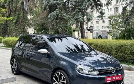 Volkswagen Golf VI, 2011 год, 800 000 рублей, 2 фотография
