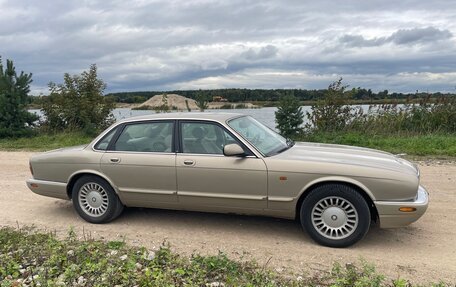 Jaguar XJ III (X350), 1999 год, 1 200 000 рублей, 2 фотография