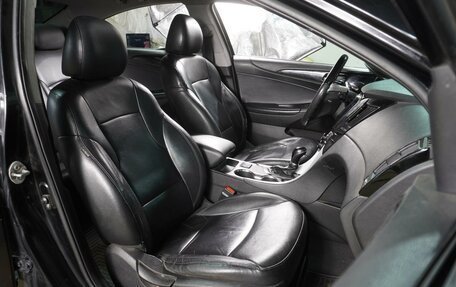 Hyundai Sonata VI, 2010 год, 949 000 рублей, 8 фотография