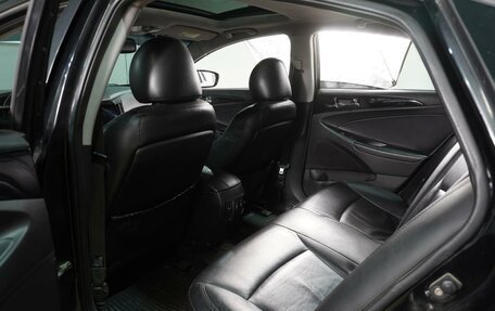 Hyundai Sonata VI, 2010 год, 949 000 рублей, 11 фотография