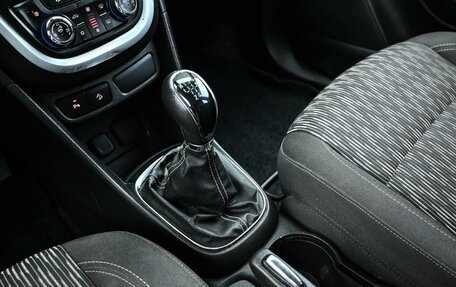 Opel Mokka I, 2014 год, 999 000 рублей, 23 фотография