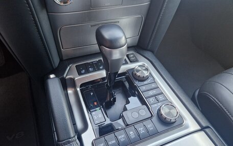 Toyota Land Cruiser 200, 2019 год, 11 000 000 рублей, 11 фотография