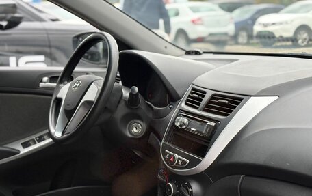 Hyundai Solaris II рестайлинг, 2012 год, 911 000 рублей, 11 фотография