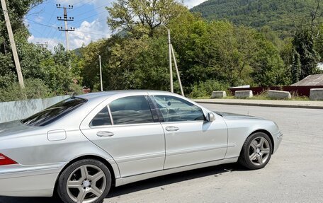 Mercedes-Benz S-Класс, 2001 год, 560 000 рублей, 3 фотография