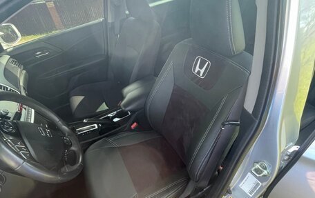 Honda Accord IX рестайлинг, 2013 год, 1 800 000 рублей, 8 фотография