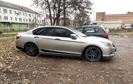 Honda Accord IX рестайлинг, 2013 год, 1 800 000 рублей, 7 фотография