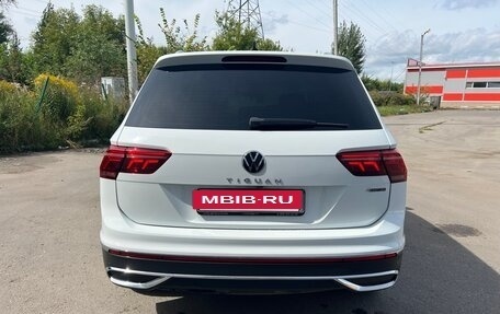 Volkswagen Tiguan II, 2021 год, 2 250 000 рублей, 5 фотография