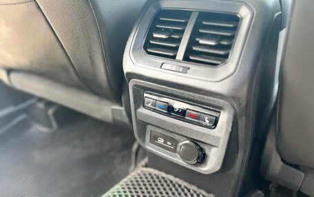 Volkswagen Tiguan II, 2021 год, 2 250 000 рублей, 12 фотография