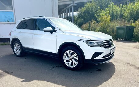 Volkswagen Tiguan II, 2021 год, 2 250 000 рублей, 27 фотография