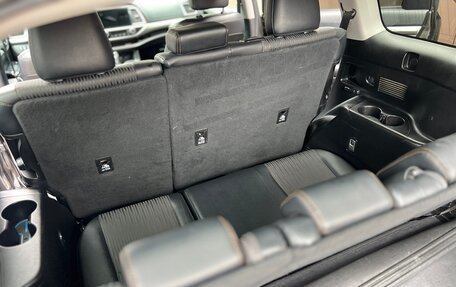 Toyota Highlander III, 2017 год, 3 900 000 рублей, 27 фотография