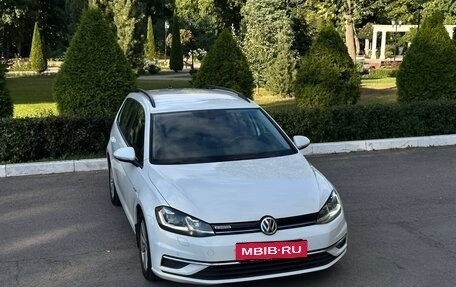 Volkswagen Golf VII, 2020 год, 1 950 000 рублей, 6 фотография