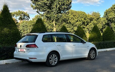 Volkswagen Golf VII, 2020 год, 1 950 000 рублей, 10 фотография
