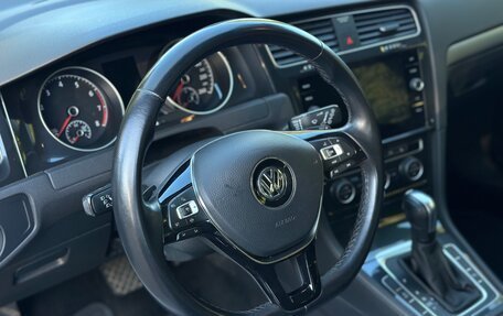 Volkswagen Golf VII, 2020 год, 1 950 000 рублей, 24 фотография