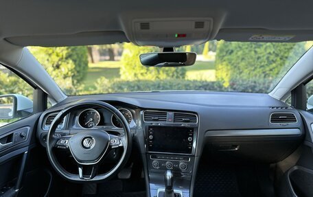 Volkswagen Golf VII, 2020 год, 1 950 000 рублей, 26 фотография