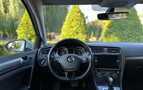 Volkswagen Golf VII, 2020 год, 1 950 000 рублей, 32 фотография