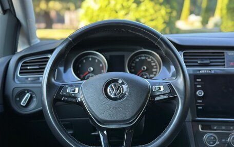 Volkswagen Golf VII, 2020 год, 1 950 000 рублей, 31 фотография