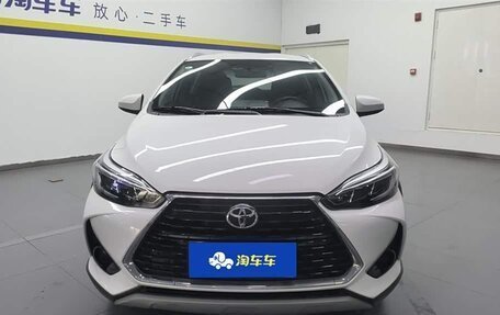 Toyota Yaris Cross, 2022 год, 1 250 000 рублей, 2 фотография