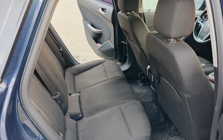Opel Astra J, 2010 год, 700 000 рублей, 10 фотография