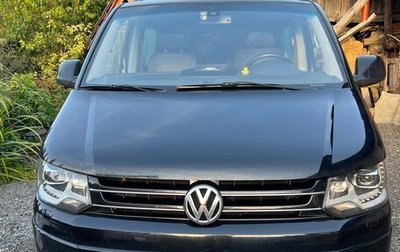 Volkswagen Multivan T5, 2012 год, 2 350 000 рублей, 1 фотография