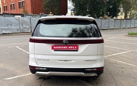 KIA Carnival, 2020 год, 4 200 000 рублей, 6 фотография