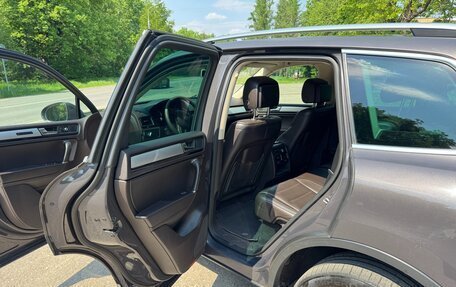 Volkswagen Touareg III, 2012 год, 2 050 000 рублей, 11 фотография