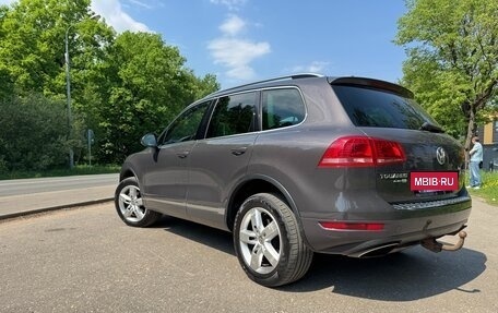 Volkswagen Touareg III, 2012 год, 2 050 000 рублей, 8 фотография