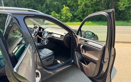 Volkswagen Touareg III, 2012 год, 2 050 000 рублей, 14 фотография