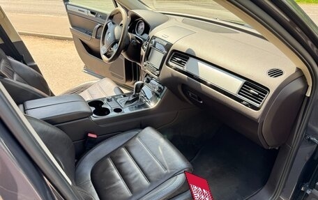 Volkswagen Touareg III, 2012 год, 2 050 000 рублей, 15 фотография
