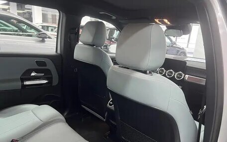 Mercedes-Benz EQB, 2025 год, 3 700 000 рублей, 12 фотография